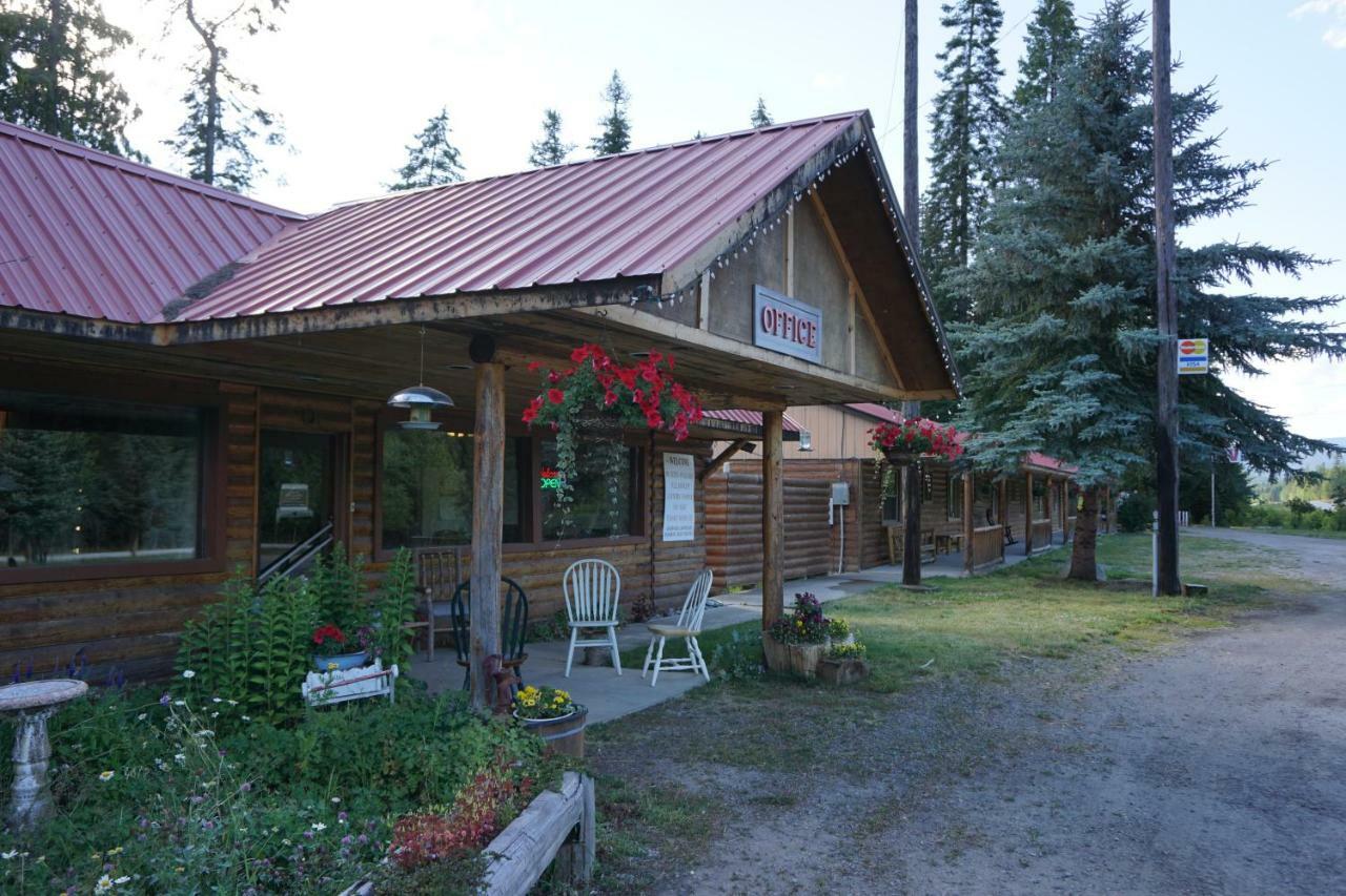 The Hemlocks Rv And Lodging Hotel Bonners Ferry Exterior foto